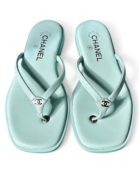 CHANEL Mint Green TURQUOISE Leather Thong Sandals Gold CC FLIP FLOPS 37C